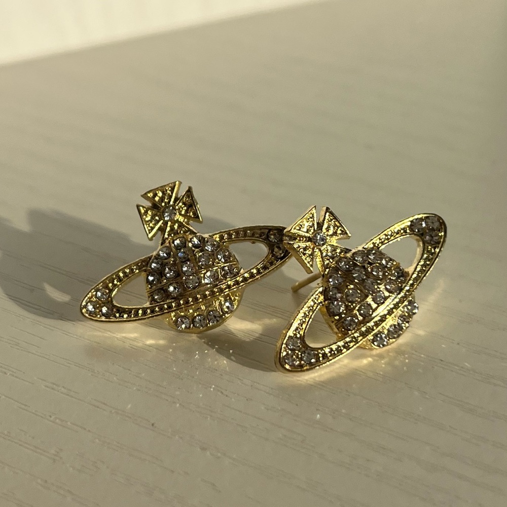 ⚜️Sparkling Planet Stud Earrings A Perfect Gift 4 the Stylish Woman in Your Life